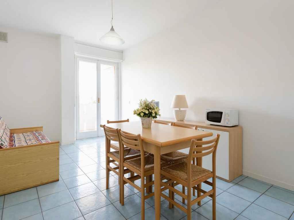 Apartment In Lignano Sabbiadoro 21783 외부 사진